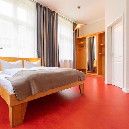 Отель Kavaliershaus Krumke - Gaestehaus Im Schlosspark - Schluesselbox - Kein Tv Экстерьер фото