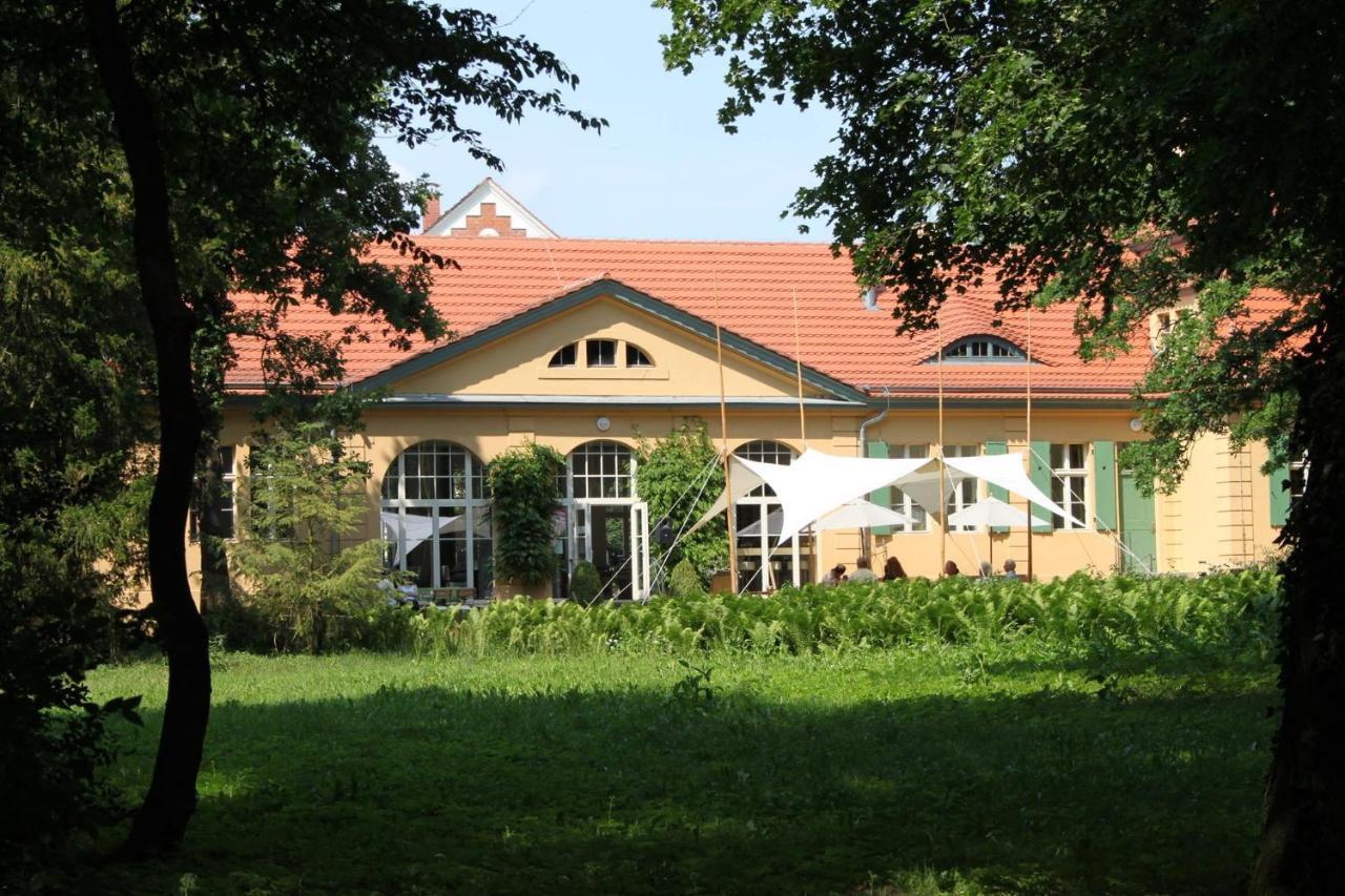 Отель Kavaliershaus Krumke - Gaestehaus Im Schlosspark - Schluesselbox - Kein Tv Экстерьер фото